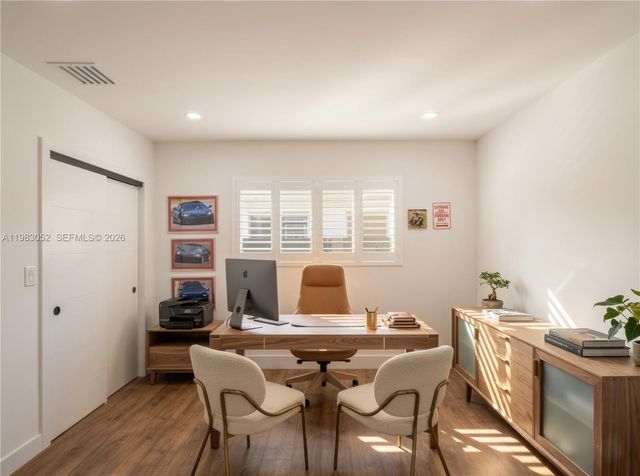 1560 Cleveland Rd, Miami Beach, FL 33141