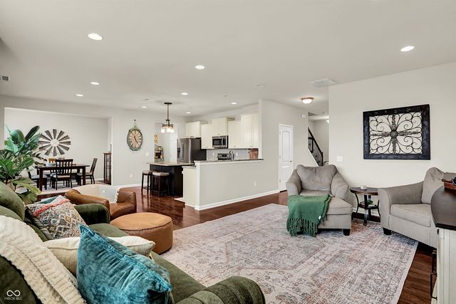 6658 Park Grove Boulevard, Whitestown, IN 46075