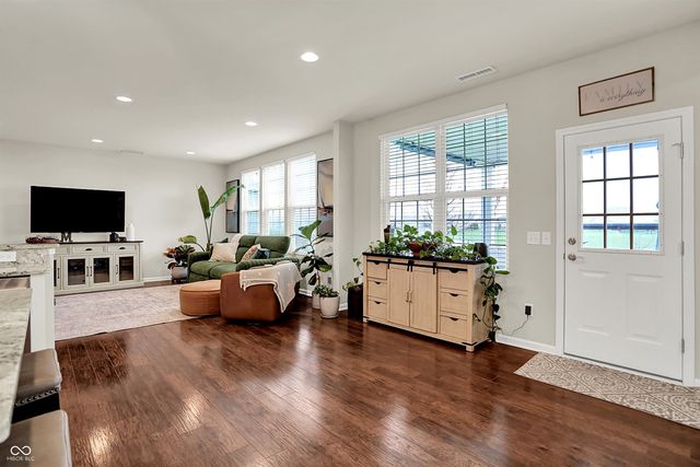 6658 Park Grove Boulevard, Whitestown, IN 46075