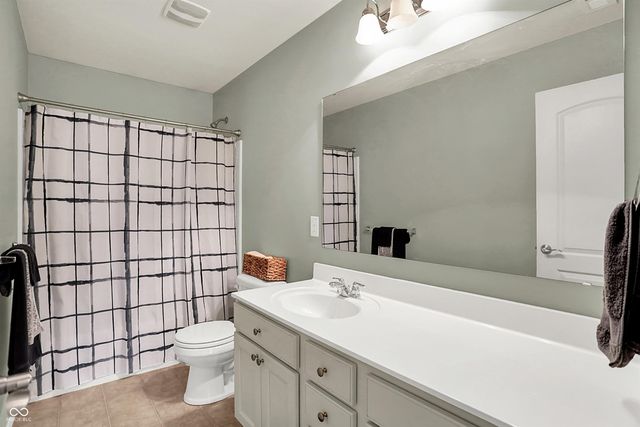 6658 Park Grove Boulevard, Whitestown, IN 46075
