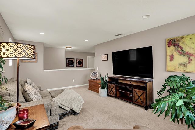 6658 Park Grove Boulevard, Whitestown, IN 46075