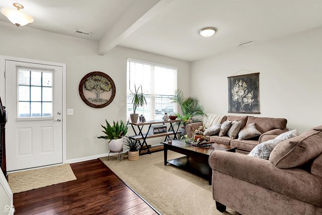 6658 Park Grove Boulevard, Whitestown, IN 46075