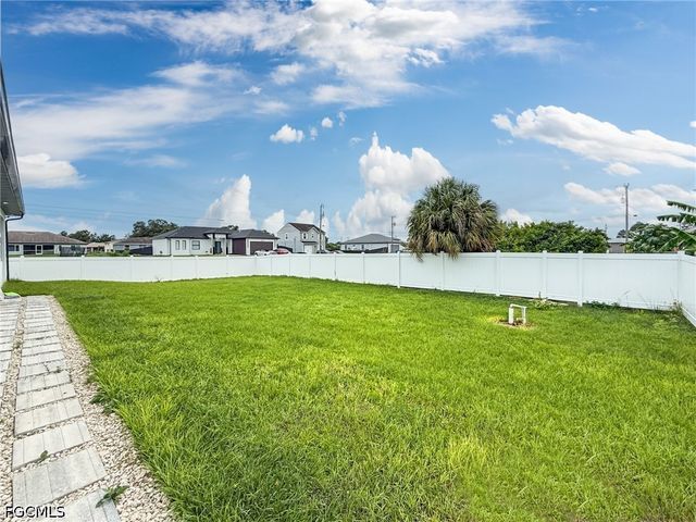 4704 Karen AVE S, Lehigh Acres, FL 33976