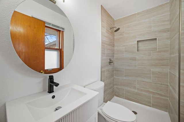 6531 N LANDERS STREET, Milwaukee, WI 53223