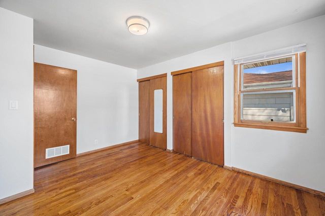 6531 N LANDERS STREET, Milwaukee, WI 53223