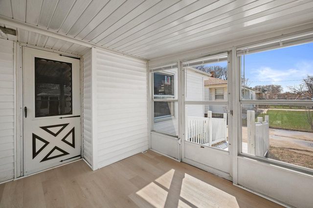6531 N LANDERS STREET, Milwaukee, WI 53223
