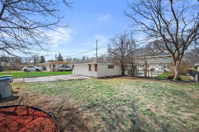 6531 N LANDERS STREET, Milwaukee, WI 53223