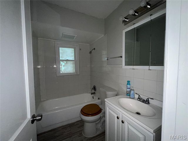 605 Abston Avenue, St Louis, MO 63135