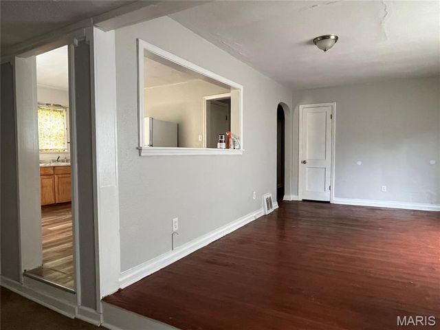 605 Abston Avenue, St Louis, MO 63135