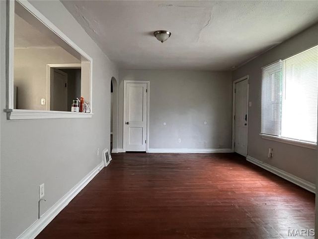 605 Abston Avenue, St Louis, MO 63135