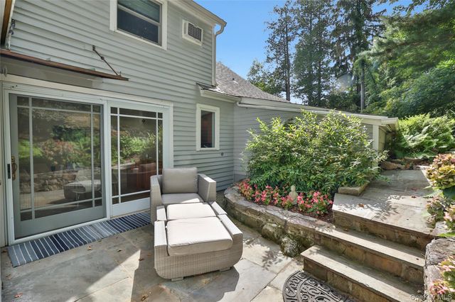 8 Old Roaring Brook Road, Mount Kisco, NY 10549