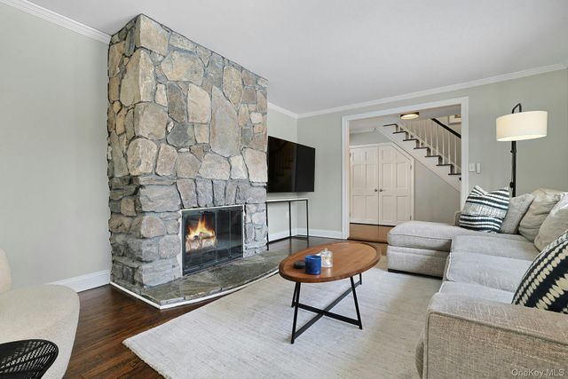 8 Old Roaring Brook Road, Mount Kisco, NY 10549