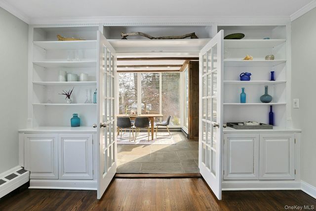 8 Old Roaring Brook Road, Mount Kisco, NY 10549