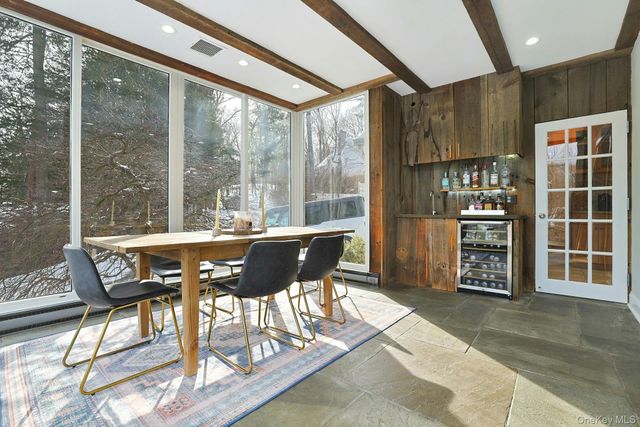 8 Old Roaring Brook Road, Mount Kisco, NY 10549