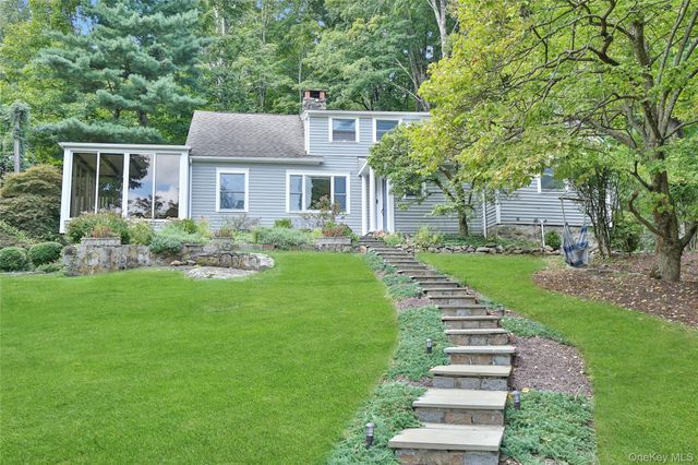 8 Old Roaring Brook Road, Mount Kisco, NY 10549