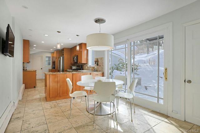 8 Old Roaring Brook Road, Mount Kisco, NY 10549