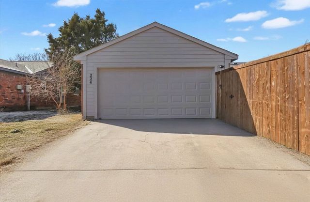 224 Aspenway Drive, Coppell, TX 75019