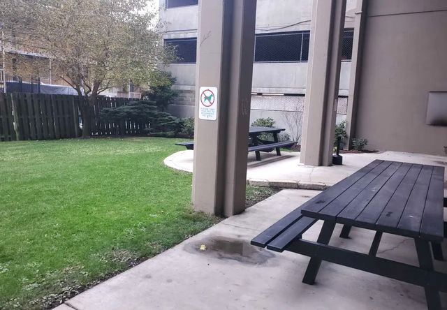 5320 N Sheridan Road 2110, Chicago, IL 60640