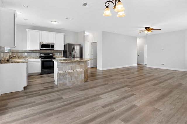 8616 Star Thistle Drive, Fort Worth, TX 76179