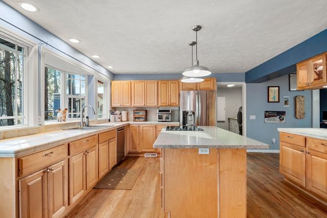 1415 W Borden Rd, Spokane, WA 99224