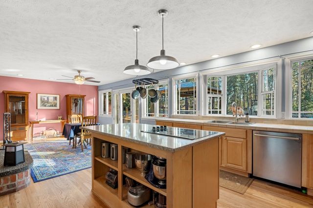 1415 W Borden Rd, Spokane, WA 99224