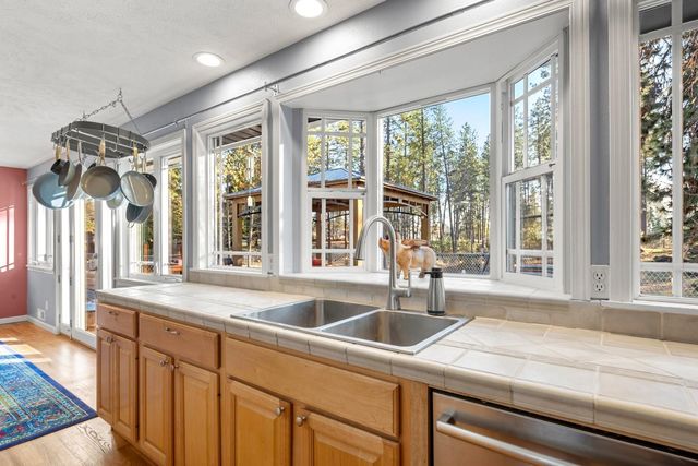 1415 W Borden Rd, Spokane, WA 99224