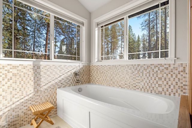 1415 W Borden Rd, Spokane, WA 99224