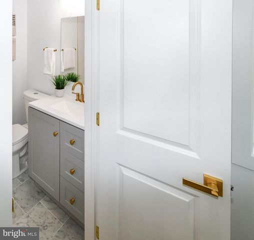 4916 SARGENT RD NE, Washington, DC 20017