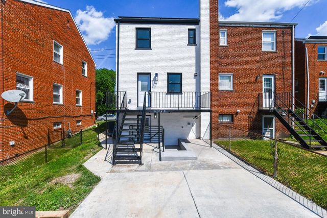 4916 SARGENT RD NE, Washington, DC 20017