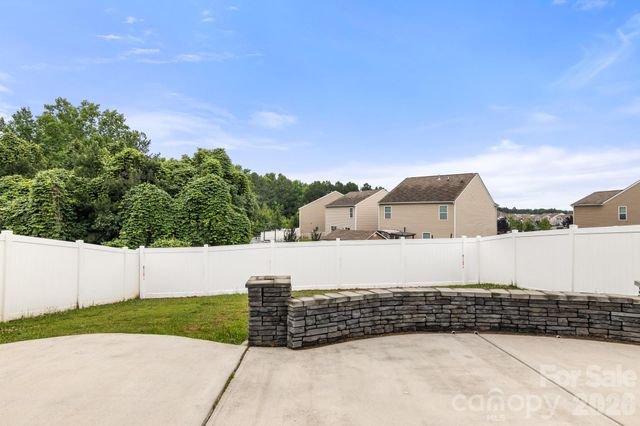 637 Nannyberry Lane, Concord, NC 28025