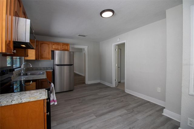 2425 AUBURN STREET S, St Petersburg, FL 33712