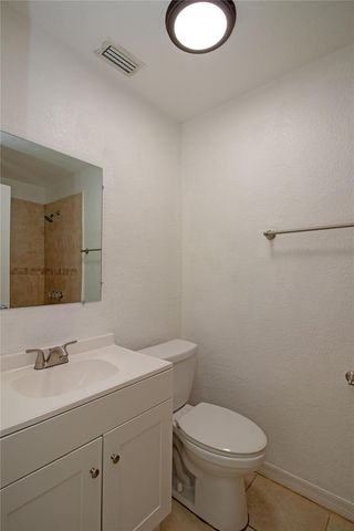 2425 AUBURN STREET S, St Petersburg, FL 33712