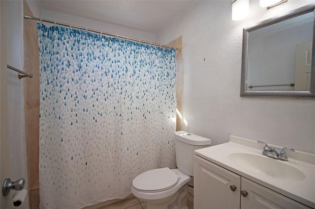 2425 AUBURN STREET S, St Petersburg, FL 33712