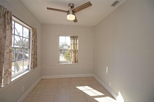 2425 AUBURN STREET S, St Petersburg, FL 33712