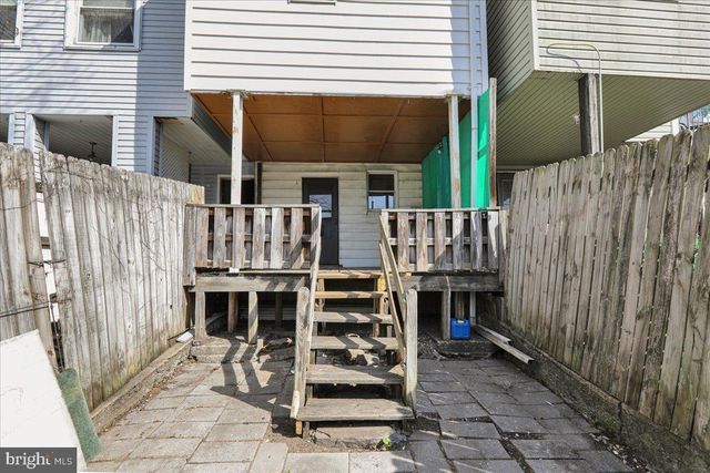 416 W MOUNT VERNON ST, Shenandoah, PA 17976