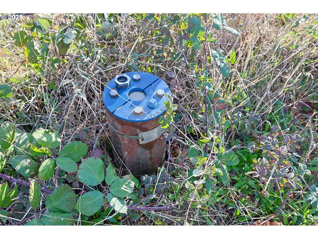 1400 Bartleson, Coos Bay, OR 97420