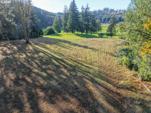 1400 Bartleson, Coos Bay, OR 97420