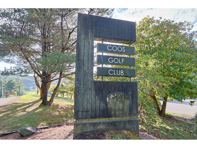 1400 Bartleson, Coos Bay, OR 97420