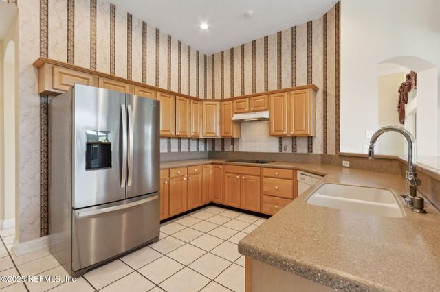 8245 PERSIMMON HILL Lane, Jacksonville, FL 32256