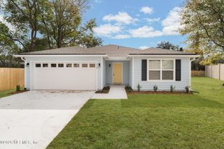 918 DEERWOOD Circle S, Jacksonville, FL 32208