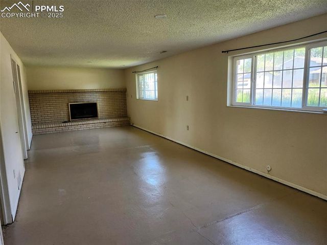 5021 Bradley Circle, Colorado Springs, CO 80911