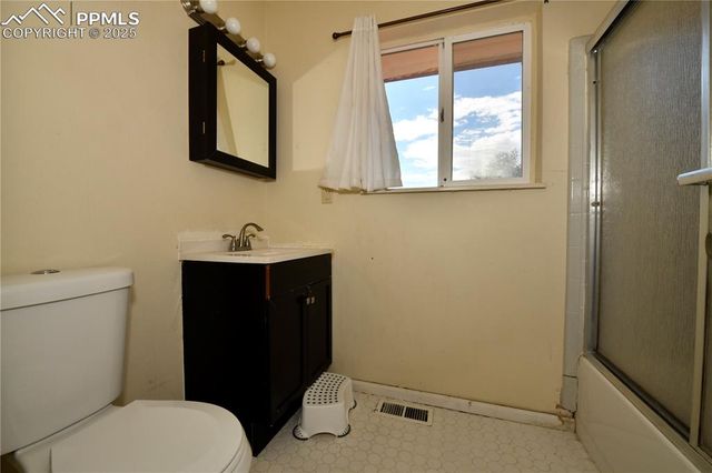 5021 Bradley Circle, Colorado Springs, CO 80911