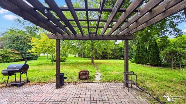 5481 Raven Parkway Street, Monroe Twp, MI 48161