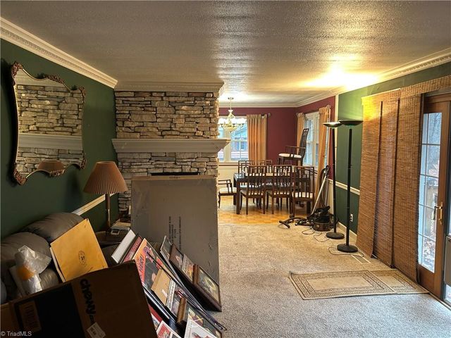 5218 Bear Creek Road, Winston-salem, NC 27106