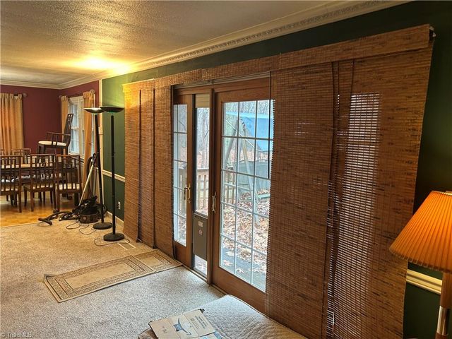 5218 Bear Creek Road, Winston-salem, NC 27106