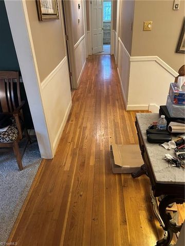 5218 Bear Creek Road, Winston-salem, NC 27106