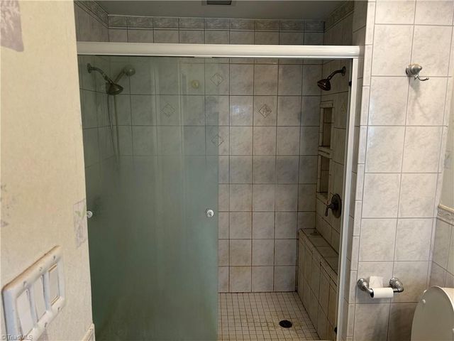 5218 Bear Creek Road, Winston-salem, NC 27106