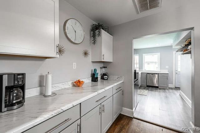 201 N 12th Ave, Hopewell, VA 23860