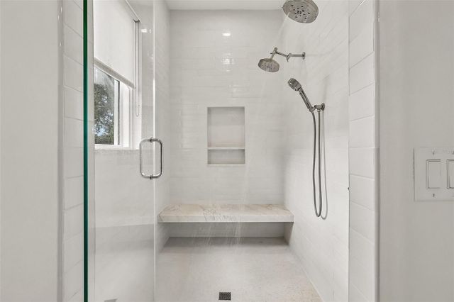 6120 GREATWATER DRIVE, Windermere, FL 34786
