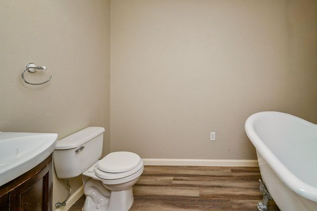 18318 Navajo Trail Drive, Spring, TX 77388